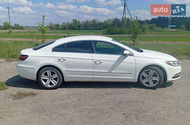 Купе Volkswagen CC / Passat CC 2013 в 