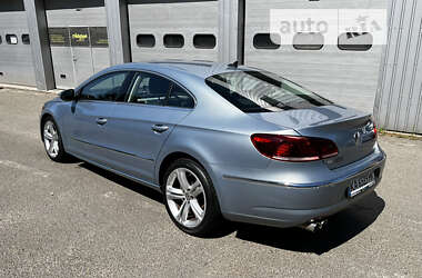 Купе Volkswagen CC / Passat CC 2012 в Киеве