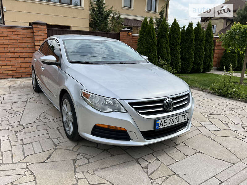 Купе Volkswagen CC / Passat CC 2011 в Днепре