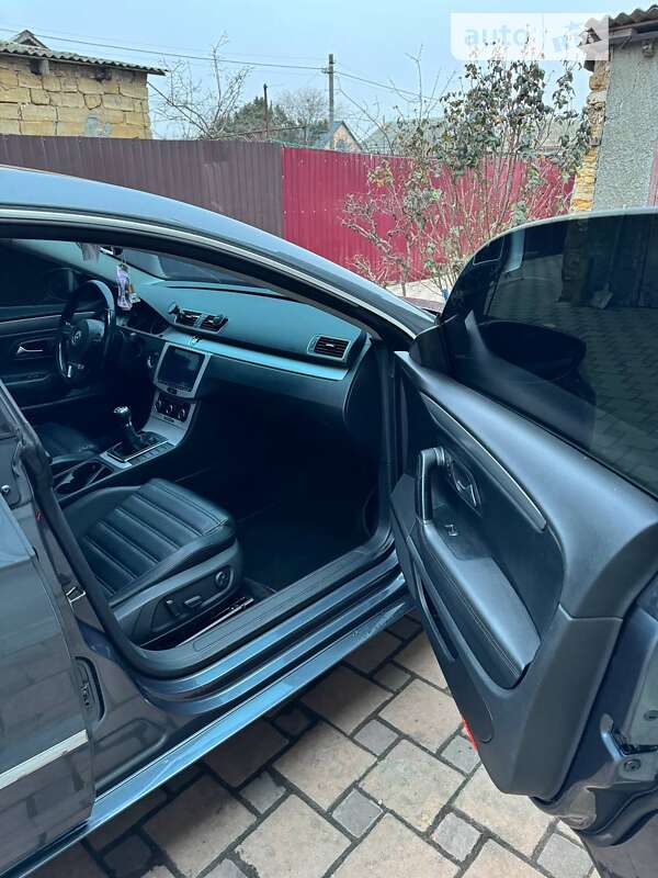 Купе Volkswagen CC / Passat CC 2011 в Одесі
