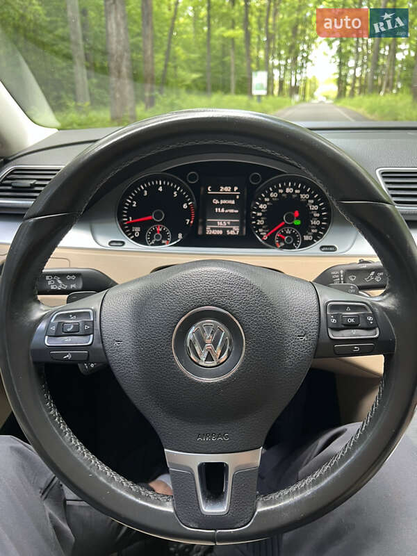 Купе Volkswagen CC / Passat CC 2014 в Луцке