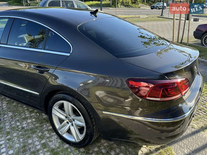 Купе Volkswagen CC / Passat CC 2012 в Львове