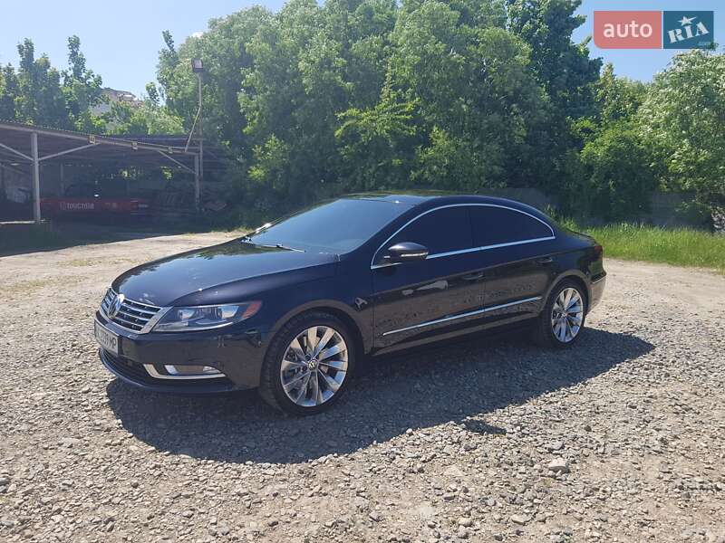 Купе Volkswagen CC / Passat CC 2013 в Трускавці