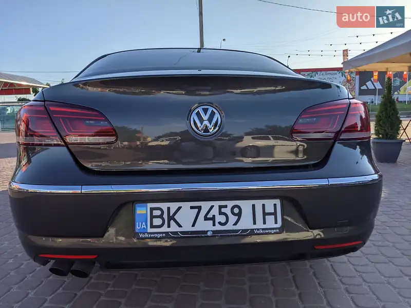 Купе Volkswagen CC / Passat CC 2012 в 