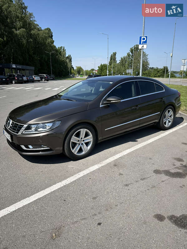 Купе Volkswagen CC / Passat CC 2014 в Виннице