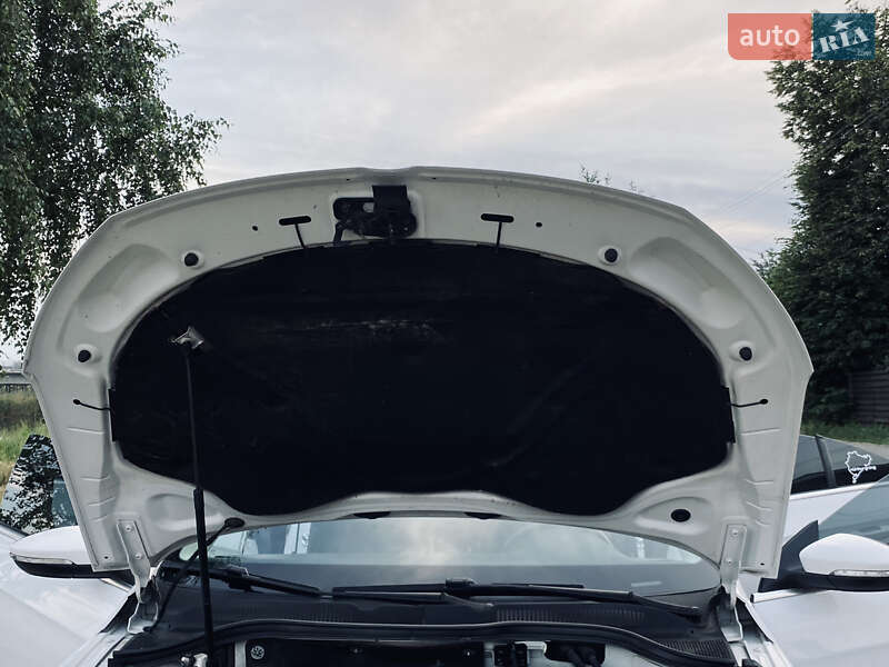 Купе Volkswagen CC / Passat CC 2012 в Миргороде фото 10 Купе Volkswagen CC / Passat CC 2012 в Миргороде