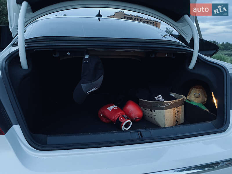 Купе Volkswagen CC / Passat CC 2012 в Миргороде фото 14 Купе Volkswagen CC / Passat CC 2012 в Миргороде