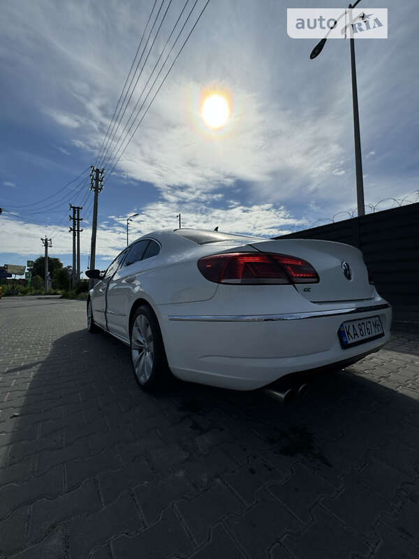 Купе Volkswagen CC / Passat CC 2013 в Киеве