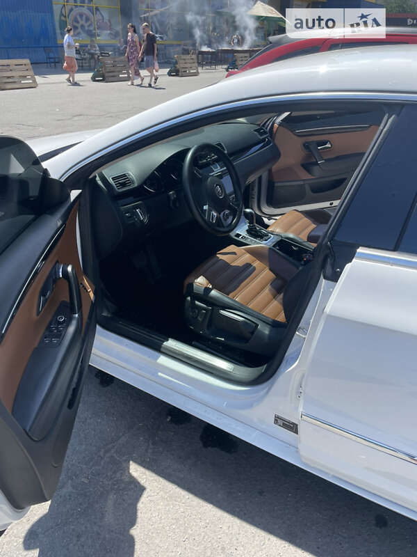 Купе Volkswagen CC / Passat CC 2013 в Днепре