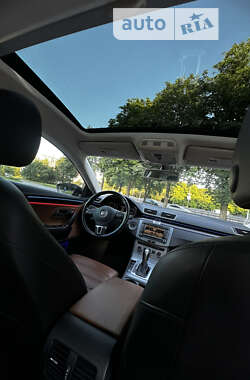 Купе Volkswagen CC / Passat CC 2015 в 