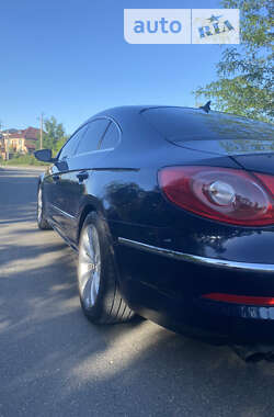 Купе Volkswagen CC / Passat CC 2011 в Миколаєві