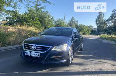 Купе Volkswagen CC / Passat CC 2011 в Миколаєві