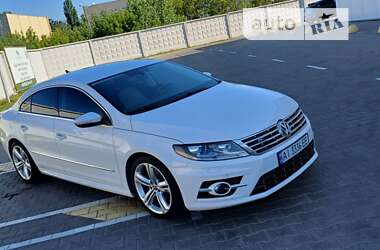 Купе Volkswagen CC / Passat CC 2012 в Києві