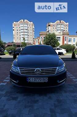 Купе Volkswagen CC / Passat CC 2016 в Бучі