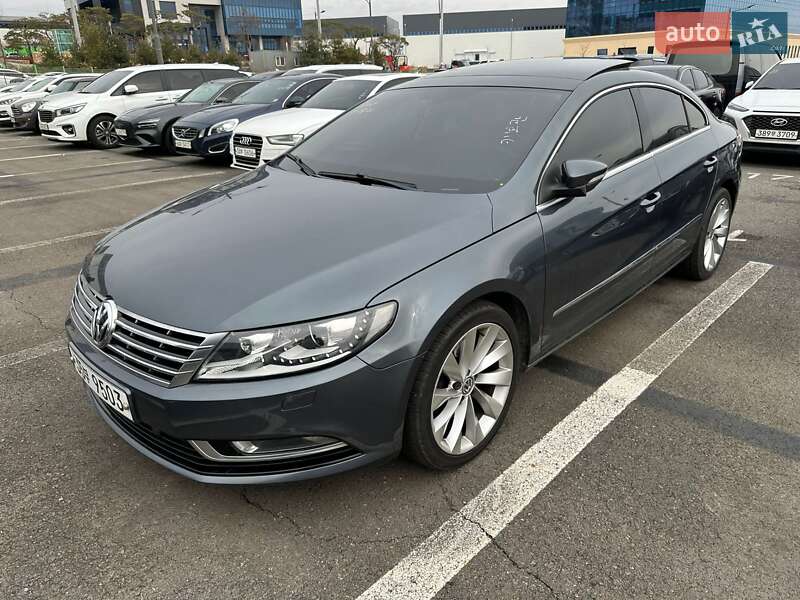 Купе Volkswagen CC / Passat CC 2014 в Трускавці