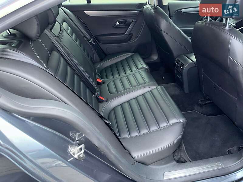 Купе Volkswagen CC / Passat CC 2014 в Трускавці