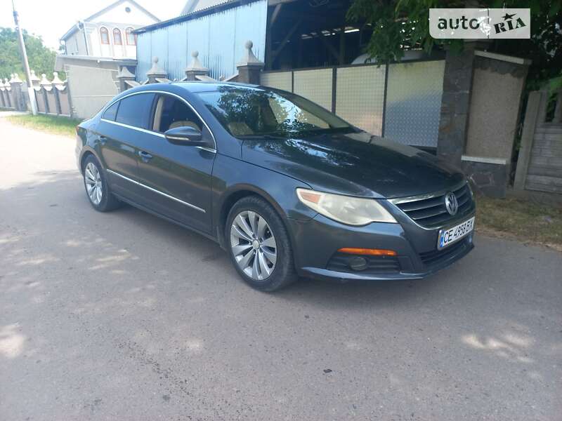 Купе Volkswagen CC / Passat CC 2010 в Чернівцях