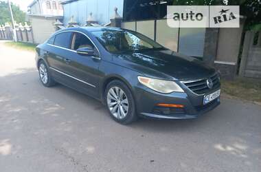 Купе Volkswagen CC / Passat CC 2010 в Чернівцях