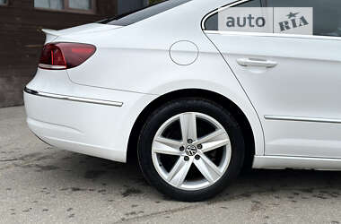 Купе Volkswagen CC / Passat CC 2012 в Киеве