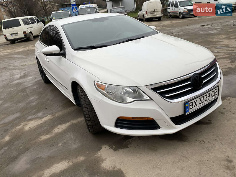 Купе Volkswagen CC / Passat CC 2010 в Каменец-Подольском