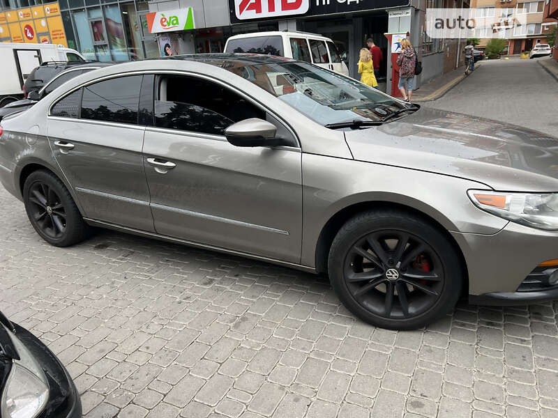 Купе Volkswagen CC / Passat CC 2008 в Києві