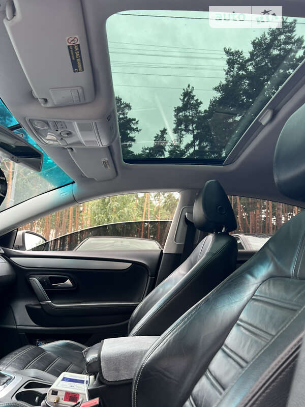 Купе Volkswagen CC / Passat CC 2008 в Києві