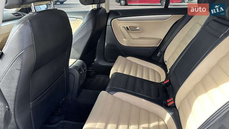 Купе Volkswagen CC / Passat CC 2012 в Черкассах