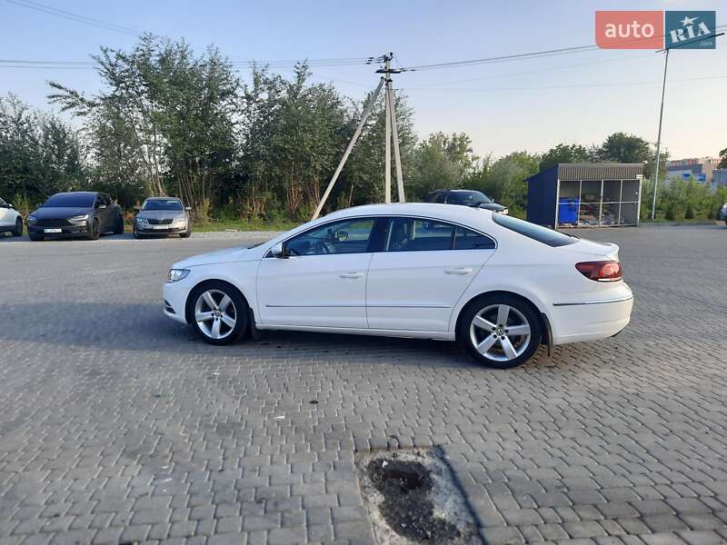 Купе Volkswagen CC / Passat CC 2013 в Львове