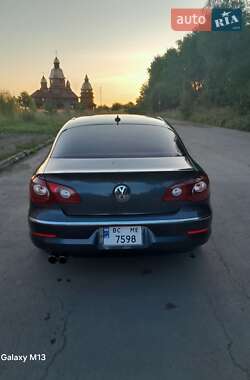 Купе Volkswagen CC / Passat CC 2010 в Бориславі