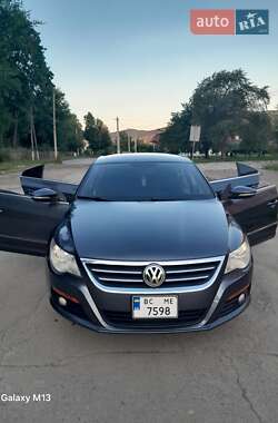 Купе Volkswagen CC / Passat CC 2010 в Бориславі