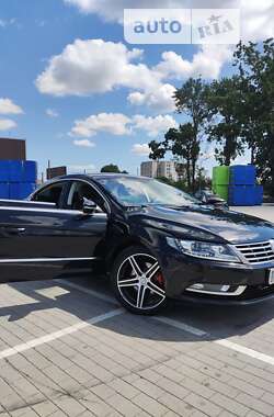 Купе Volkswagen CC / Passat CC 2013 в Умані