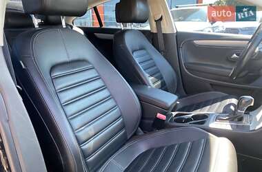 Купе Volkswagen CC / Passat CC 2013 в 