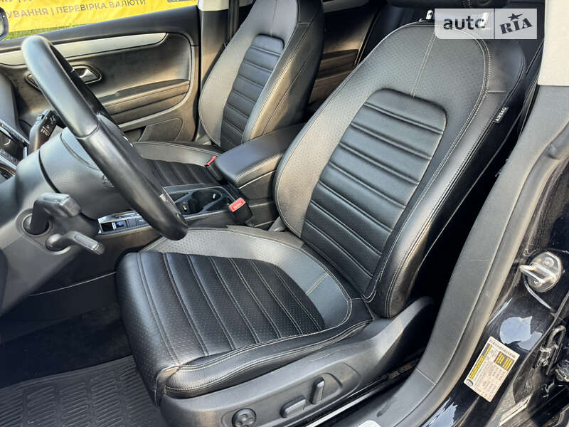 Купе Volkswagen CC / Passat CC 2012 в Львове