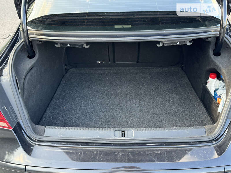 Купе Volkswagen CC / Passat CC 2012 в Львове