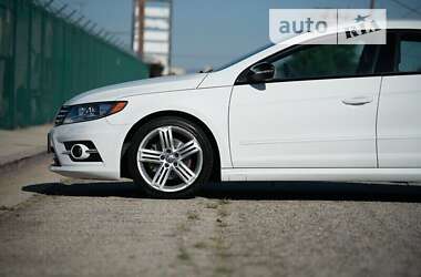 Купе Volkswagen CC / Passat CC 2015 в 