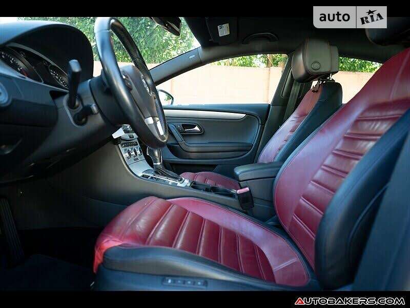 Купе Volkswagen CC / Passat CC 2015 в Львові
