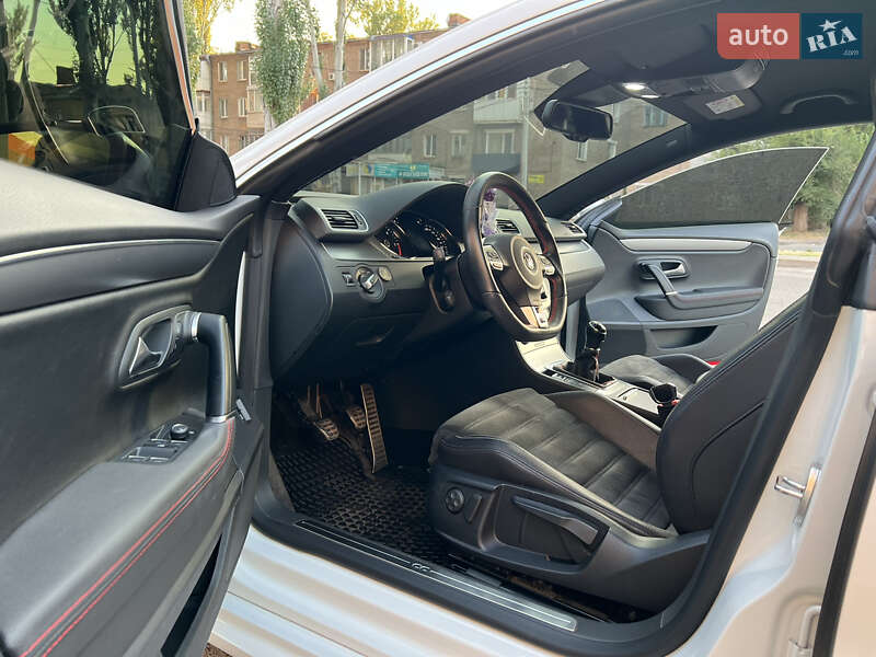 Купе Volkswagen CC / Passat CC 2015 в Кривом Роге