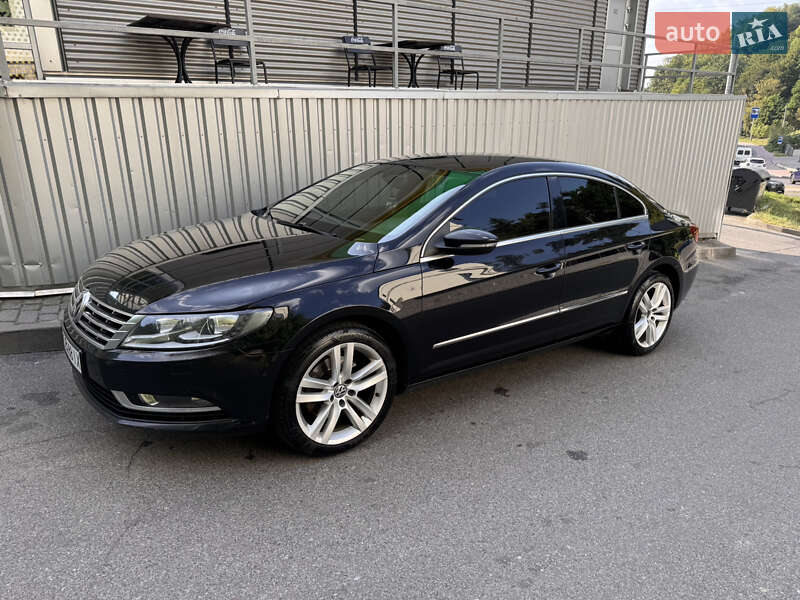 Купе Volkswagen CC / Passat CC 2012 в Львове