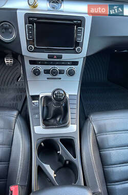 Купе Volkswagen CC / Passat CC 2013 в 