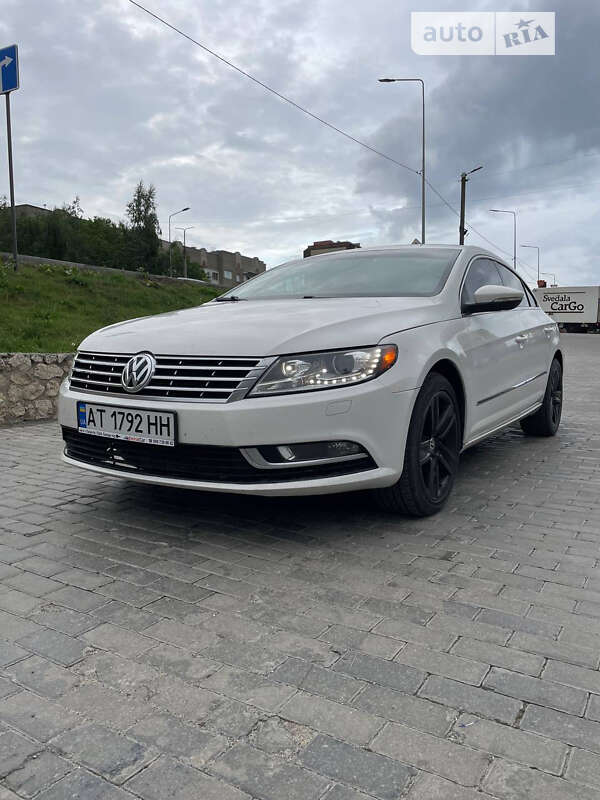 Купе Volkswagen CC / Passat CC 2013 в Тернополі