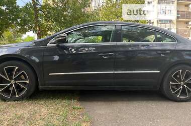 Купе Volkswagen CC / Passat CC 2011 в Білгороді-Дністровському