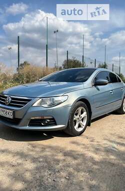 Купе Volkswagen CC / Passat CC 2011 в Виннице