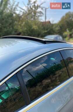 Купе Volkswagen CC / Passat CC 2011 в 