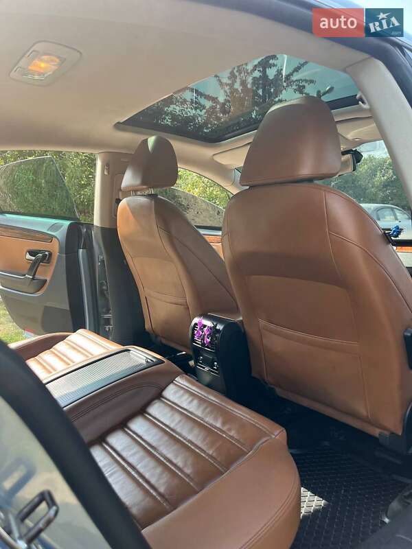 Купе Volkswagen CC / Passat CC 2011 в Виннице