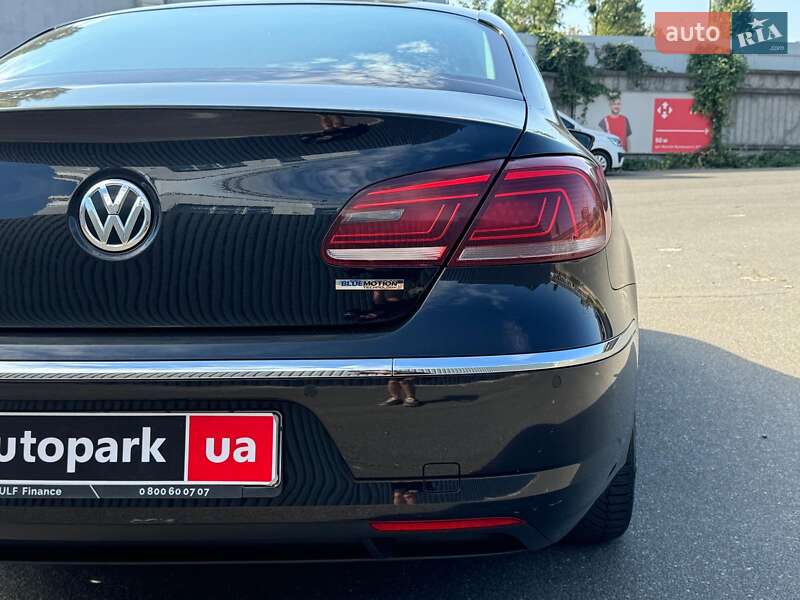 Купе Volkswagen CC / Passat CC 2014 в Киеве