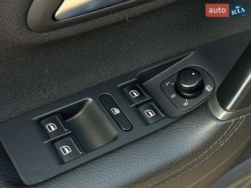 Купе Volkswagen CC / Passat CC 2014 в Киеве