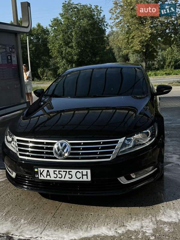 Купе Volkswagen CC / Passat CC 2014 в Староконстантинове
