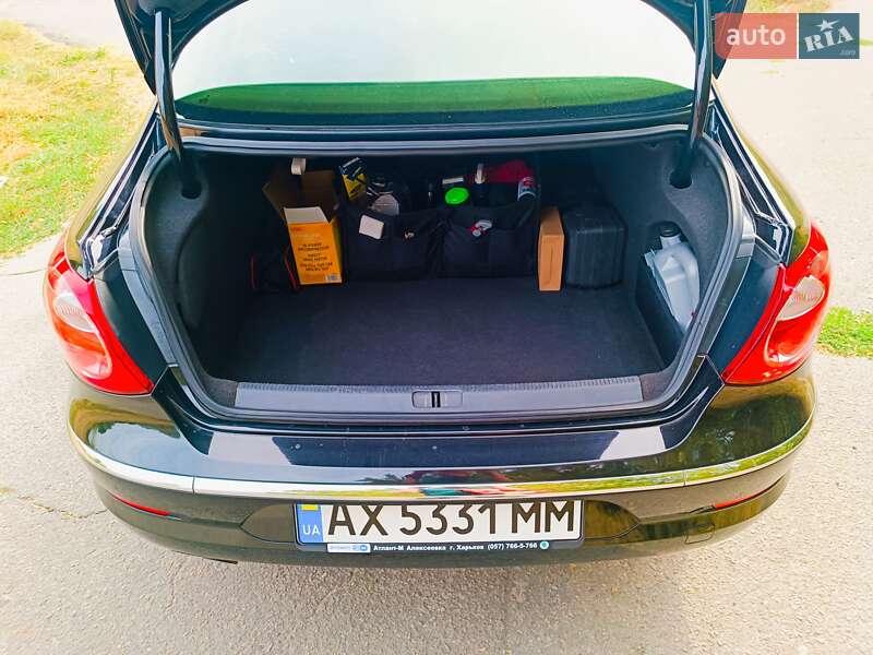 Купе Volkswagen CC / Passat CC 2011 в Краснограде