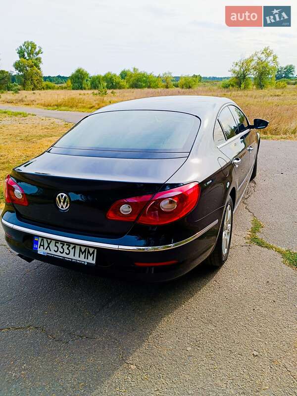 Купе Volkswagen CC / Passat CC 2011 в Краснограде