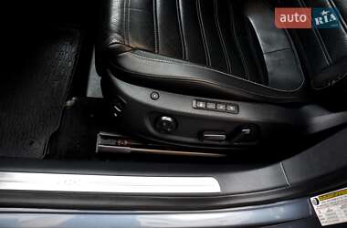 Купе Volkswagen CC / Passat CC 2013 в Львове